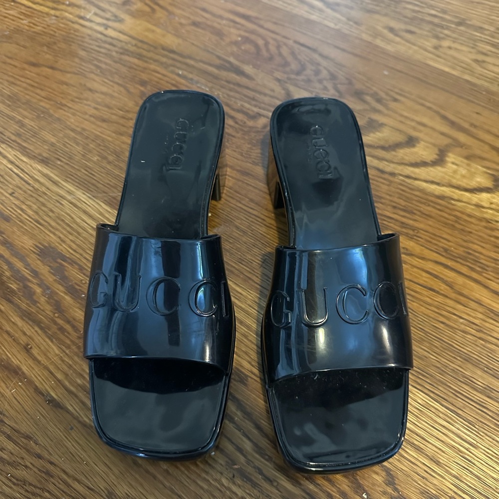 Gucci Women's Rubber Slide
Sandal, Black, Rubber